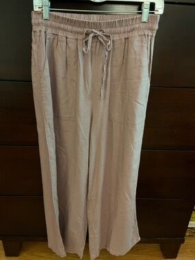 Zenana Outfitters Wide-Leg linen Drawstring Sweatpants in dusty pink